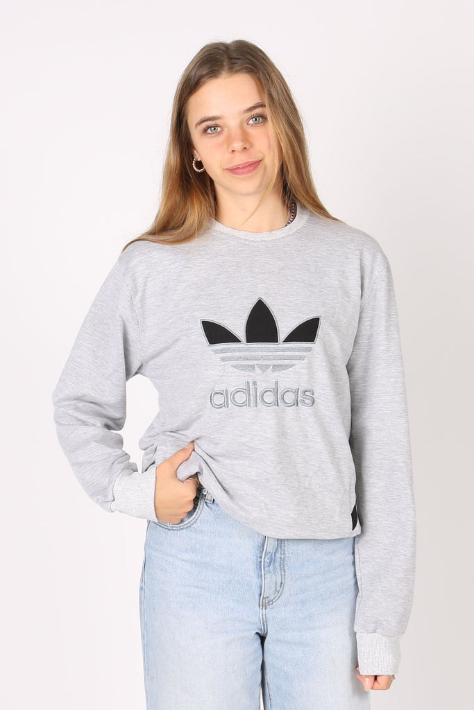 BRANDED SPORTS Vintage Adidas Logo Sweatshirt S